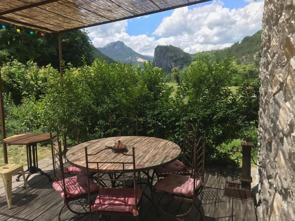 Gite D'Etape Bastide Petra Castellana Verdon كاستيلان المظهر الخارجي الصورة