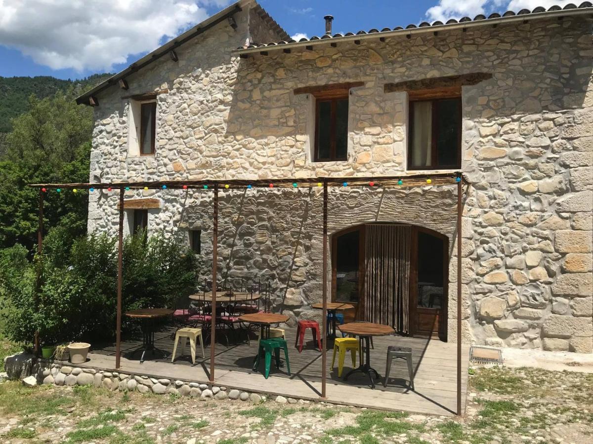 Gite D'Etape Bastide Petra Castellana Verdon كاستيلان المظهر الخارجي الصورة